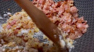 Спагетти с беконом в сливочном соусе