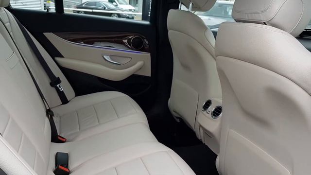 Michael Moore Mercedes-Benz 2017 E-Class E200d AVANTGARDE AUTO смотреть онлайн