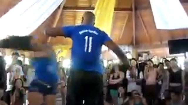 Brazilian Dancing with Broken Angel Song - Arash رقص برزیلی با آهنگ آرش смотреть онлайн