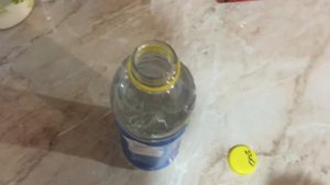ЛАЙФХАК КАК ВЫТАЩИТЬ ЗАНОЗУ, ЕСЛИ НЕТУ ИГОЛКИ???