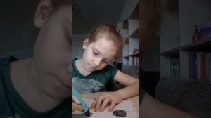 Делаем жука с помощью 3D ручки VID 20190203 114623 2