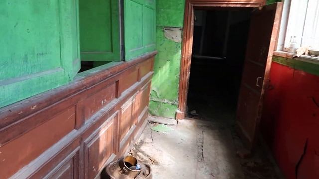 Исторические дачи Петергофа. Дача Людвига Крона. (Заброшенные объекты. Выпуск 6, часть 1) смотреть онлайн