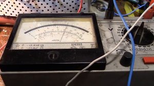 Разный конденсатор проводит разный переменный ток по-разному