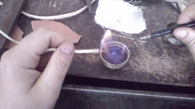 высокое напряжение и диэлектрический лак смотреть онлайн