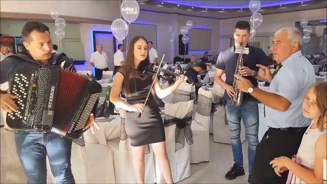 Orkestar Darka Antica "LAVOVI" pocetak punoletstva,Despotovac смотреть онлайн