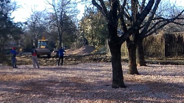 Как ведётся реконструкция парка в пгт.Грэсовский смотреть онлайн