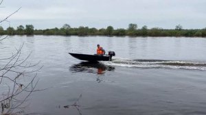 Лодка из ПНД под мотором Suzuki DF5 л.с.