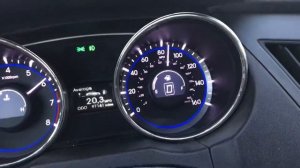 Hyundai Sonata yf. Мотор 2.0 Turbo 274л. Разгон 0-100км/ч за 6.3сек.
