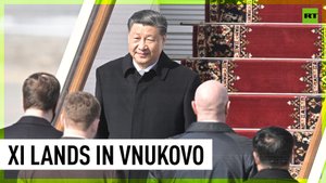 Xi Jinping arrives in Moscow