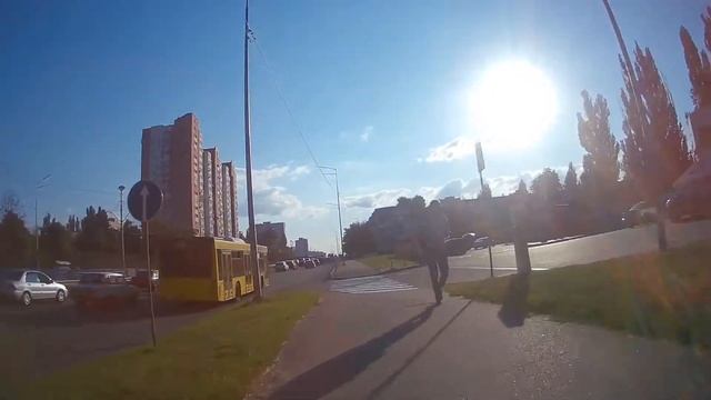 18+. Bike to work #5. На работу на велосипеде. Ремонт дорог. Водятлы лезут из 4 рядов в 1
