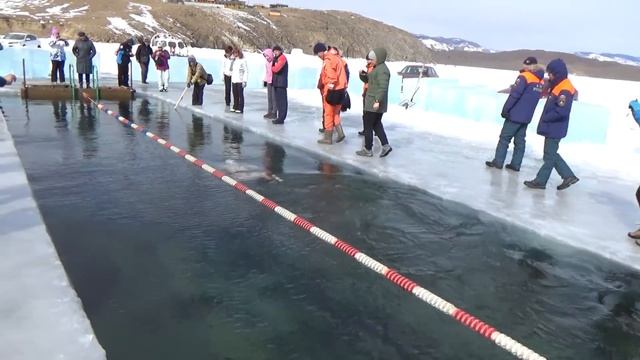 Кубок Байкала 2017 по зимнему плаванию. Сахюрта. Малое море. Байкал смотреть онлайн