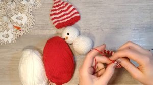 Как связать шарфик для снеговика спицами.