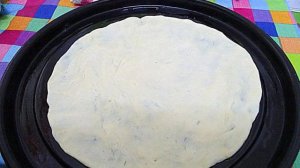 Пицца из замороженного теста