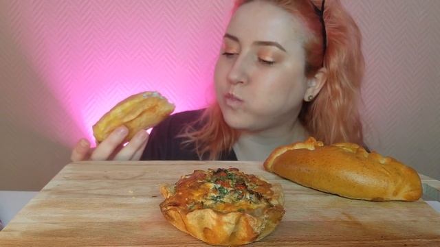 МУКБАНГ ПИРОЖКИ БЕЛЯШ ТОРНЕР КИШ | MUKBANG BELYASHI PIES WITH MEAT смотреть онлайн