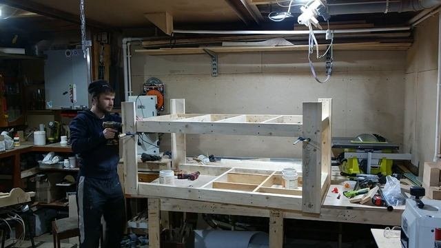 Распиловочный стол. DIY. Часть 1. Установка пилы.