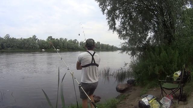 РЫБАЛКА НА ДОНКУ | Десна июль 2020 | Пенопласт с ЧЕСНОКОМ | Плотва смотреть онлайн