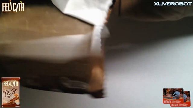 Распаковка и Обзор Еды Молочный Шоколад "FELICITA" Печенье Amaretti и Кофе, 90 г. смотреть онлайн