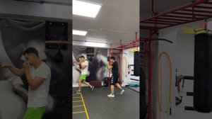 Для начинающих боксёров очень важна работа над школой бокса.