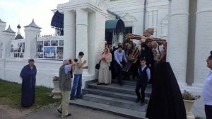 Выход крестного хода "Святая Русь"из Годеново в монастырь Животворящего креста господня 11 июня.
