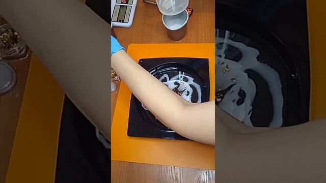 Эпоксидная смола изготовила конфетницу ART_KRAS???? смотреть онлайн