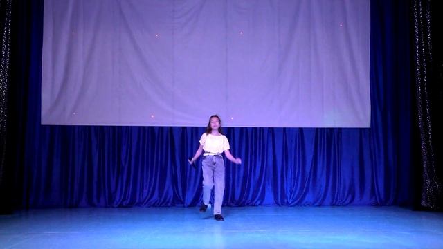 Ангелина Романовская - Девчонка рыжая смотреть онлайн