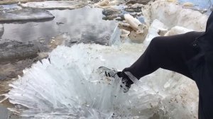 Ледоход на реке Пур