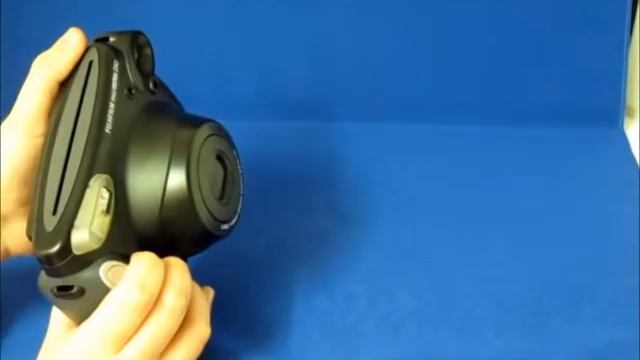 Fujifilm Instax 210 Foto machen смотреть онлайн