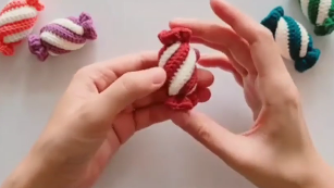 Супер классный подарок на все случаи жизни - Конфета крючком смотреть онлайн