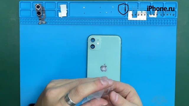 Замена стекла основной (задней) камеры на iPhone 11