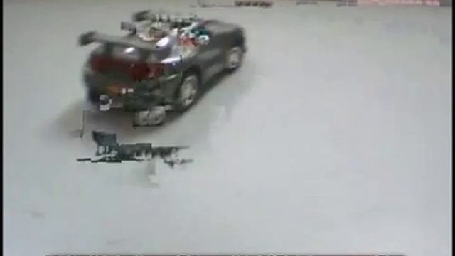 Мини размером с ладонь R / C Racer Car (1:52 шкала смотреть онлайн