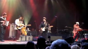 The Mavericks & Dwayne Verheyden. All you ever do is Bring my down. 013 Tilburg Netherlands.