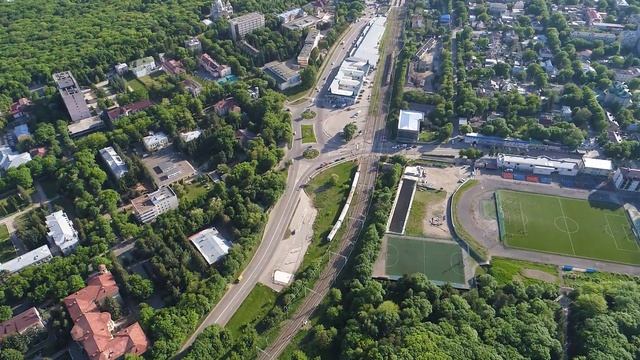 Ессентуки - летний полёт над курортом. Парк Победы, Курортная Зона, исторические аттракционы смотреть онлайн