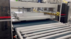 VEKONS - процесс сжатия матраса для уменьшения объема при доставке