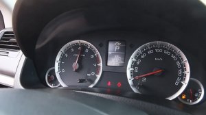 SUZUKI SWIFT Красный