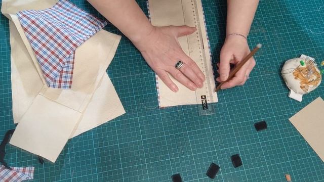 Как сшить своими руками  вместительный органайзер для вязальных принадлежностей. Подробный МК