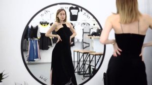 Видео-обзор бархатного платья с разрезом