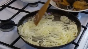 Горбуша с овощами в сливках