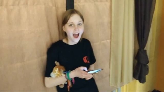 Дикие крики рыжей русской школьницы на кастинге смотреть онлайн