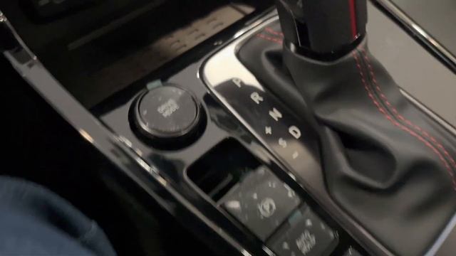 Hyundai Creta N-Line 2022 em detalhes! - A versão esportivada vale a pena? смотреть онлайн