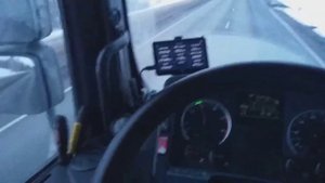расход топлива ман тга 430 комонреил д 20 с грузом около 10 тонн.
