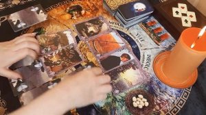 Мысли,чувства,действия загаданного мужчины. Расклад на картах Ленорман