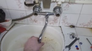 Как починить кран  Ремонт смесителя