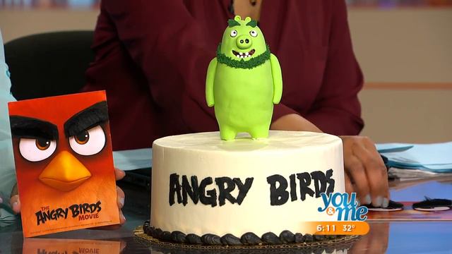 Angry Birds Stop Bad Piggies in The Angry Birds Movie смотреть онлайн