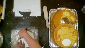 КАК СДЕЛАТЬ ТОРТ ИЗ МАСТИКИ В ВИДЕ ФУТБОЛЬНОГО МЯЧА