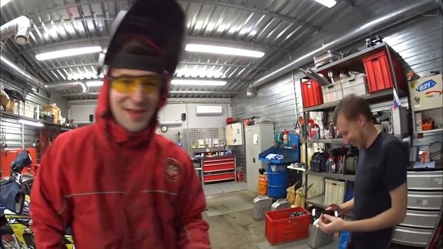 КОВАНЫЙ или ЛИТОЙ поршень? КРАШ-ТЕСТ! FORGED vs CAST! смотреть онлайн