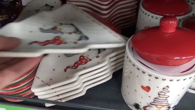 Фикс Прайс. Искусственные елочки. Обзор новогодней коллекции. Полочки.
