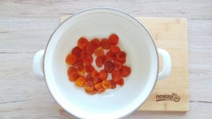 Компот из сушеных абрикосов