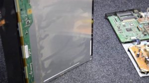 Samsung UE19ES4000AK - самопроизвольное отключение.