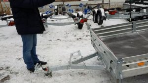 Как выглядит и куда устанавливается кронштейн запасного колеса R16 для легкового прицепа МЗСА.