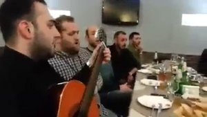 ქართველები მღერიან -Когда поют грузины.... Такой лазурный небосвод, Сияет только над тобой, Тбилиси